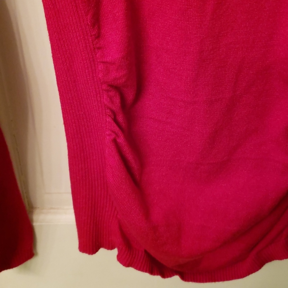 red sweater - Picture 2 of 2